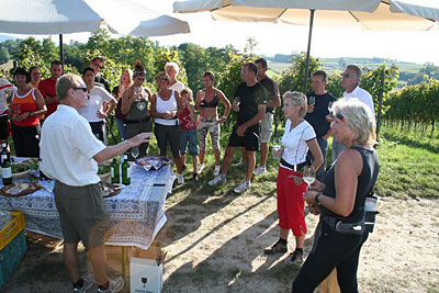 Nordic Walking im Weingut Zähringer