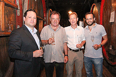 Minister Bonde im Weingut Zähringer